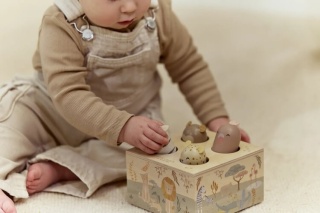 Drewniana zabawka pop-up Little Dutch Safari Friends