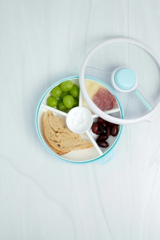 Niebieski duży pojemnik na przekąski GoBe Large Snack Spinner Macaron Blue