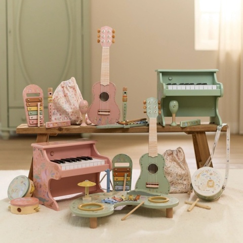 Drewniana gitara różowa Little Dutch Safari Friends - kolekcja