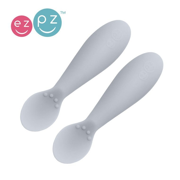 EZPZ Silikonowa łyżeczka Tiny Spoon 2 szt. pastelowa szarość EZPZ Silikonowa łyżeczka Tiny Spoon 2 szt. pastelowa szarość