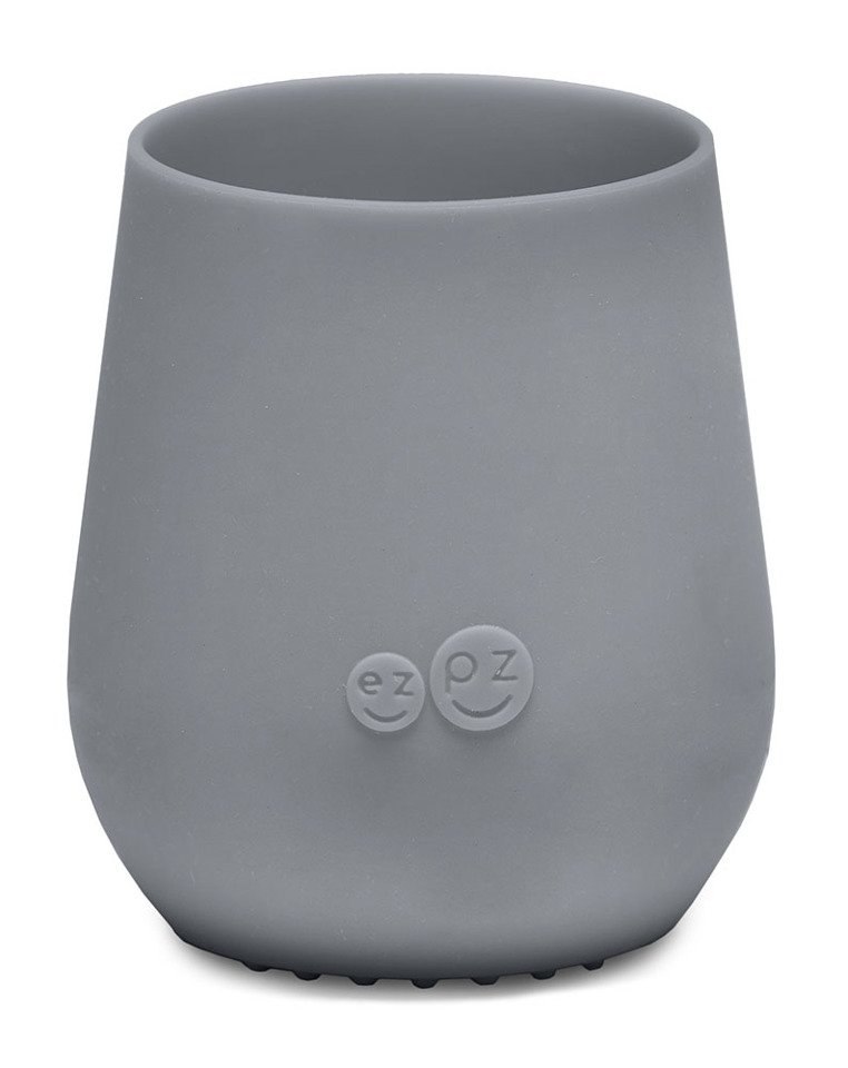 EZPZ Silikonowy kubeczek Tiny Cup szary 60 ml EZPZ Silikonowy kubeczek Tiny Cup szary 60 ml