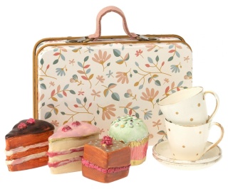 Maileg Walizka Cake set in suitcase, z ciasteczkami