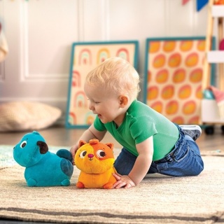 Wędrujący kotek do nauki raczkowania B.Toys Wobble n go Kitty